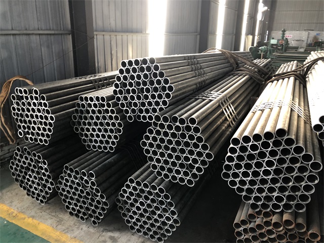 昭通小口径厚壁无缝钢管